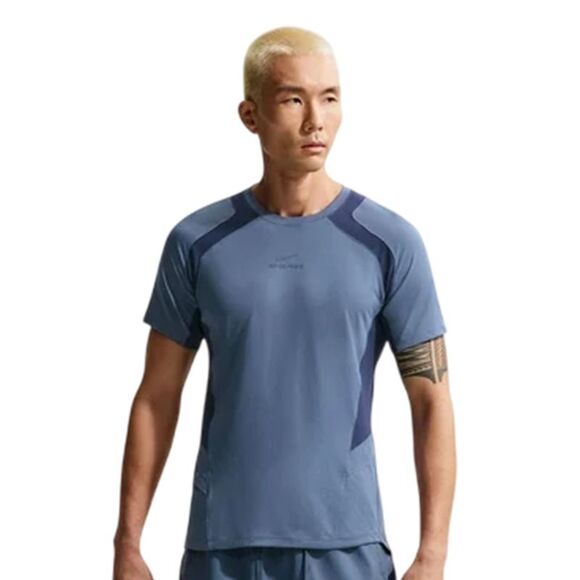 Nike Other - Nike Mens Performance Fitted Gym T-Shirt / Diffused Blue